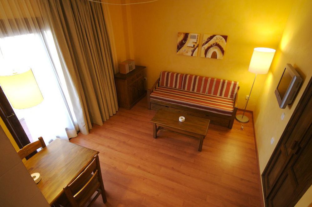 Apartamentos Parot Quality Santa Eulária des Riu Exterior foto