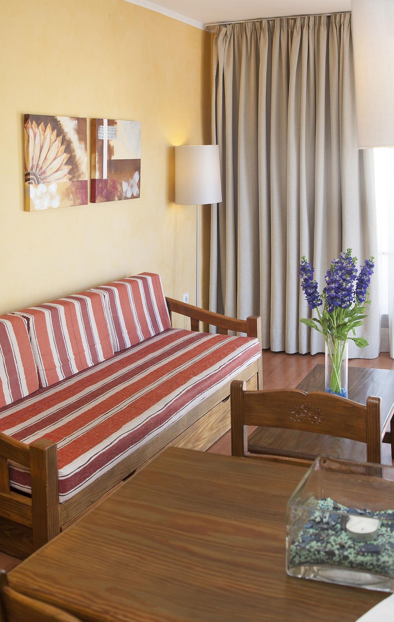 Apartamentos Parot Quality Santa Eulária des Riu Exterior foto