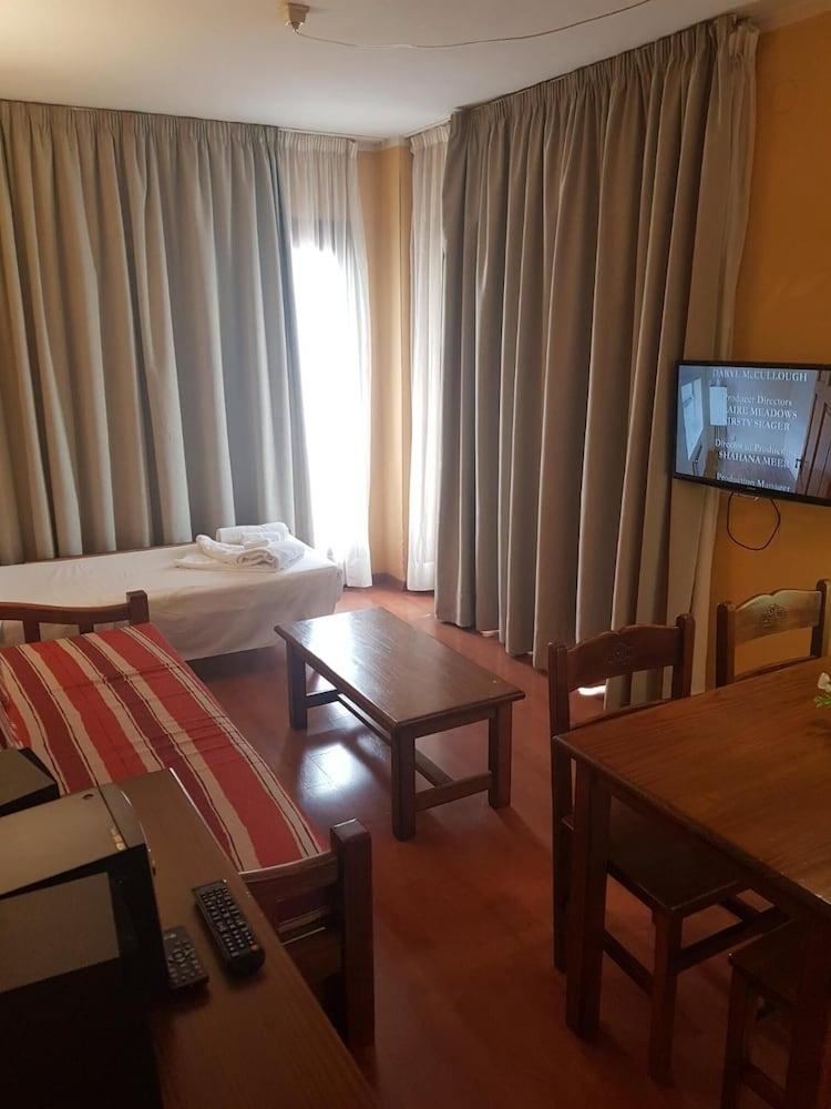 Apartamentos Parot Quality Santa Eulária des Riu Exterior foto